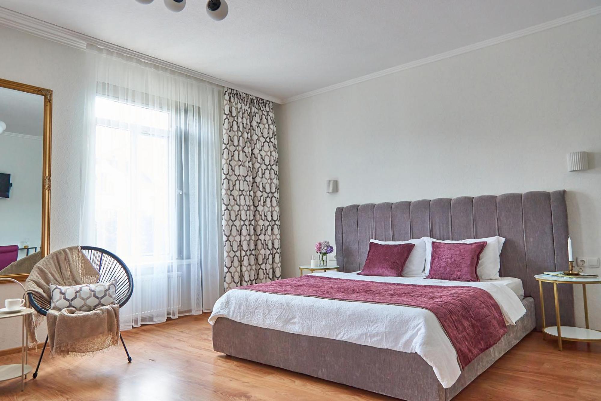 Best Apartments On Kyryla & Mefodia Mukačevo Esterno foto