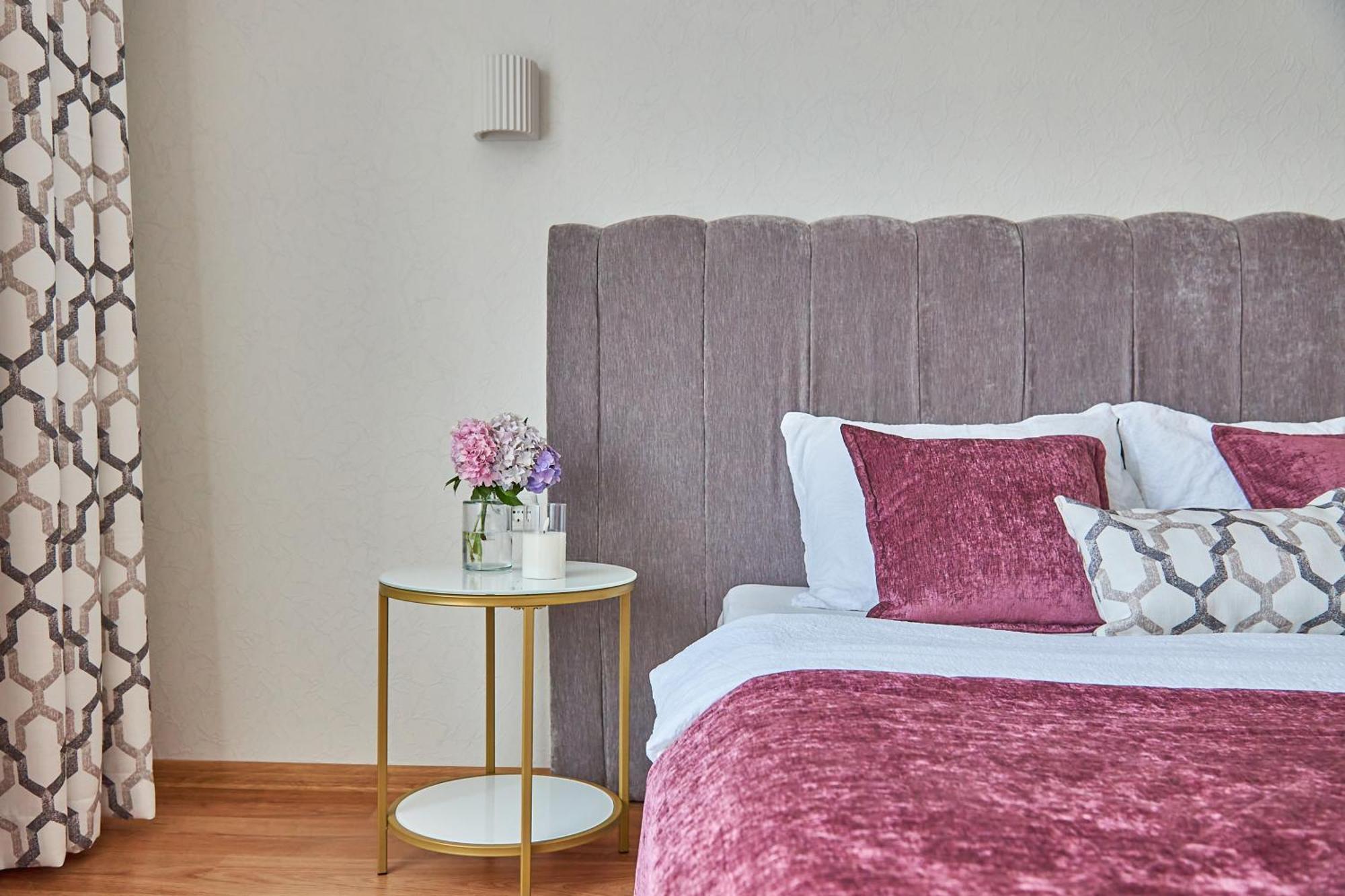 Best Apartments On Kyryla & Mefodia Mukačevo Esterno foto